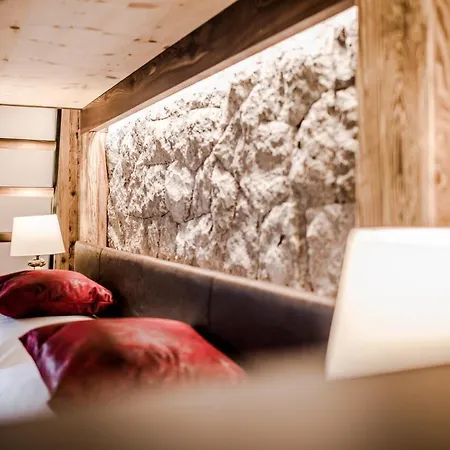 Aparthotel Garni Soraiser 3*