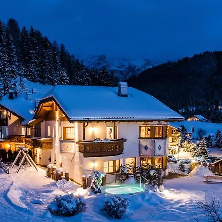 Aparthotel Garni Soraiser 3*
