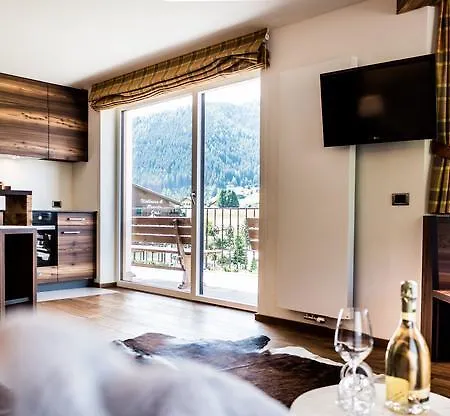 Aparthotel Garni Soraiser 3*